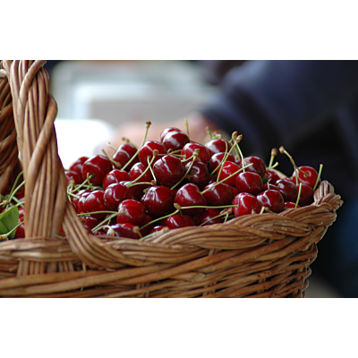 Kindschi - 'Röteli Chriesi Topf' Cherry Jar (580 g)