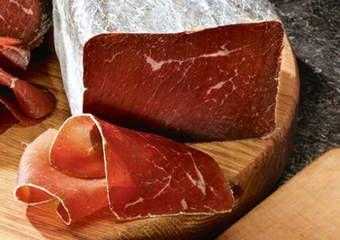 Bündnerfleisch – A true Swiss dried meat specialty