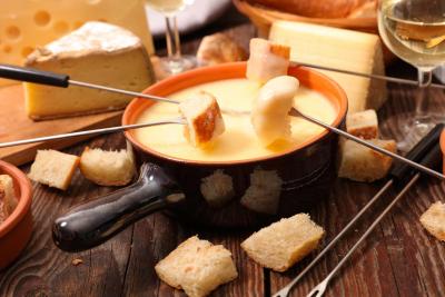 It's Swiss Fondue and Raclette Season!