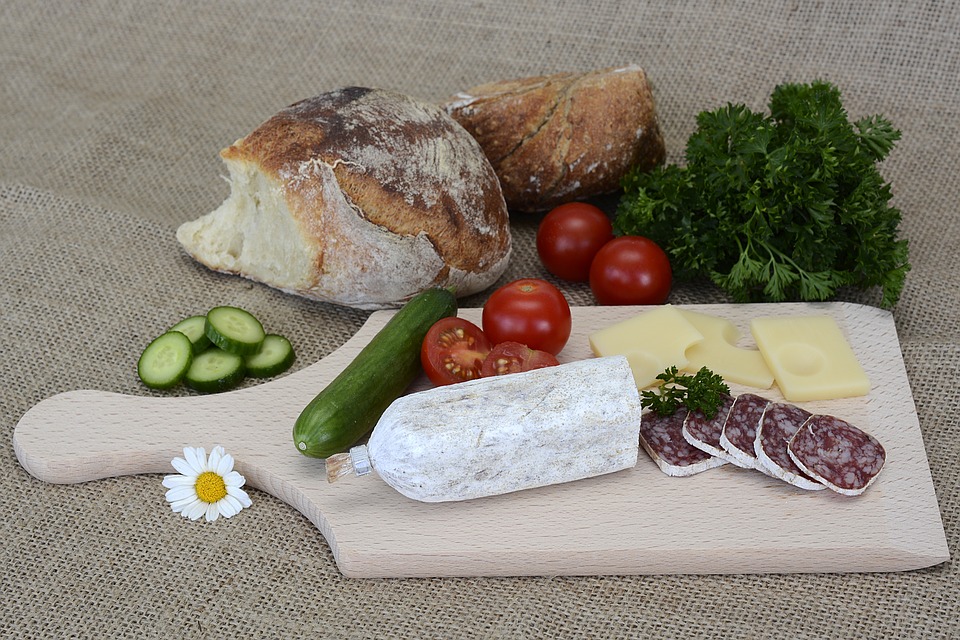 Bündner Salsiz - The traditional Swiss dried sausage from the Grisons