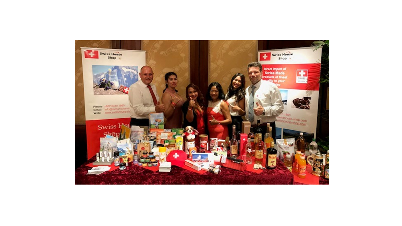Swiss House Shop – 1st Year Anniversary